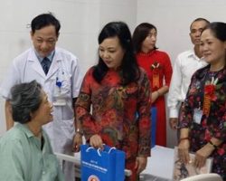 Bệnh viện Y học cổ truyền Trung ương mở trung tâm điều trị chất lượng cao