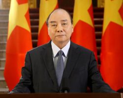 Thủ tướng Nguyễn Xuân Phúc gửi thư cho bà con người Việt ở nước ngoài